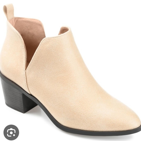 Journee Collection Lola Women's Ankle Boots - Picture 1 of 10